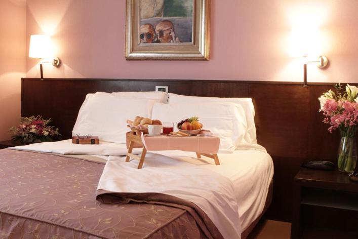 Hotel City เปียเชนซา ห้อง รูปภาพ