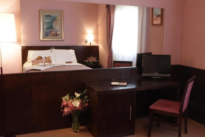 Hotel City เปียเชนซา ห้อง รูปภาพ
