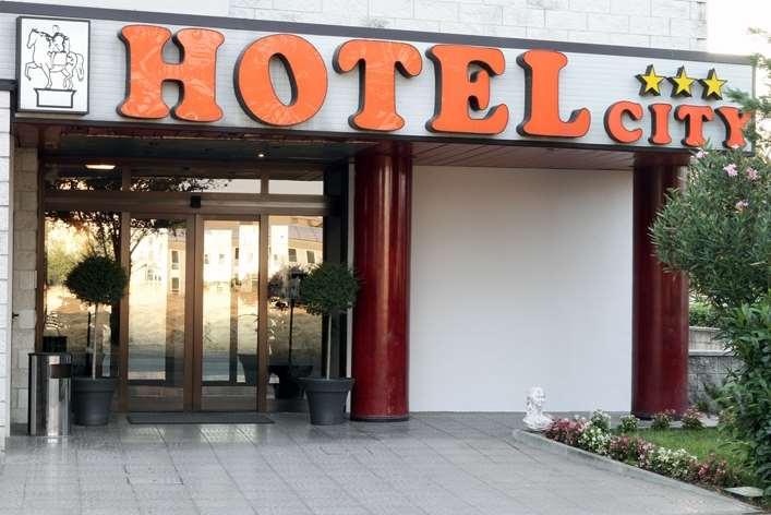 Hotel City เปียเชนซา ภายนอก รูปภาพ